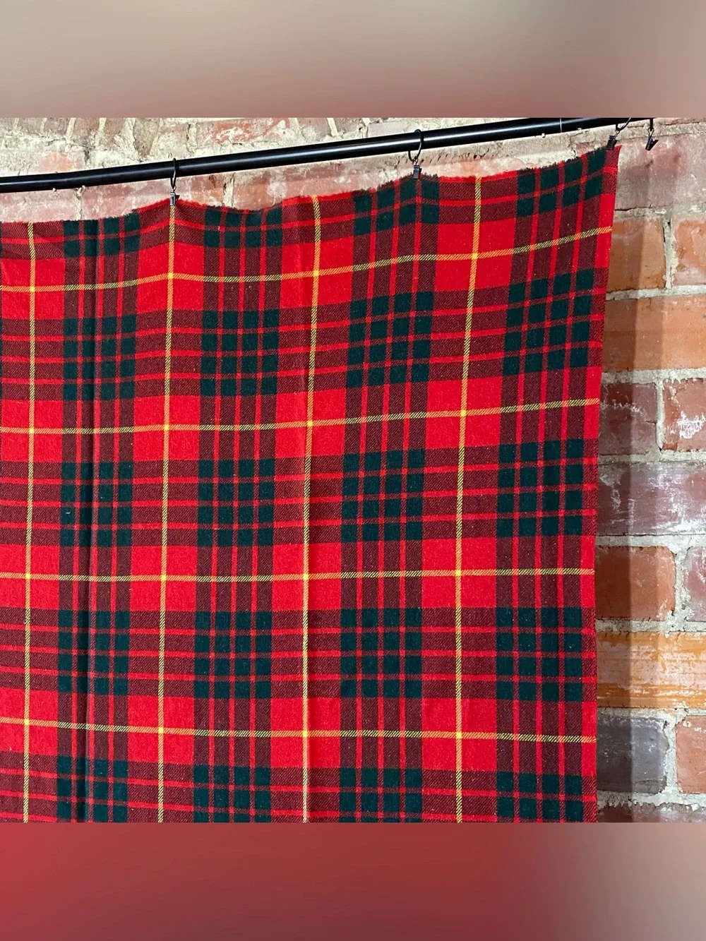 Vtg Chippewa Woolen Mills Red Green Yellow Plaid Wool Camp Blanket 60”x81”